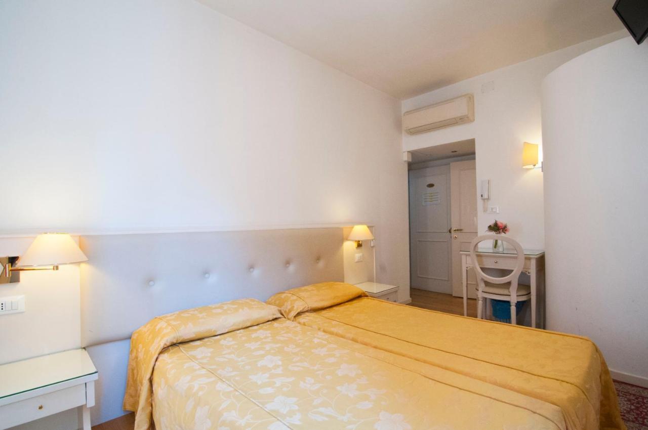 Albergo ai Tolentini Veneza Exterior foto